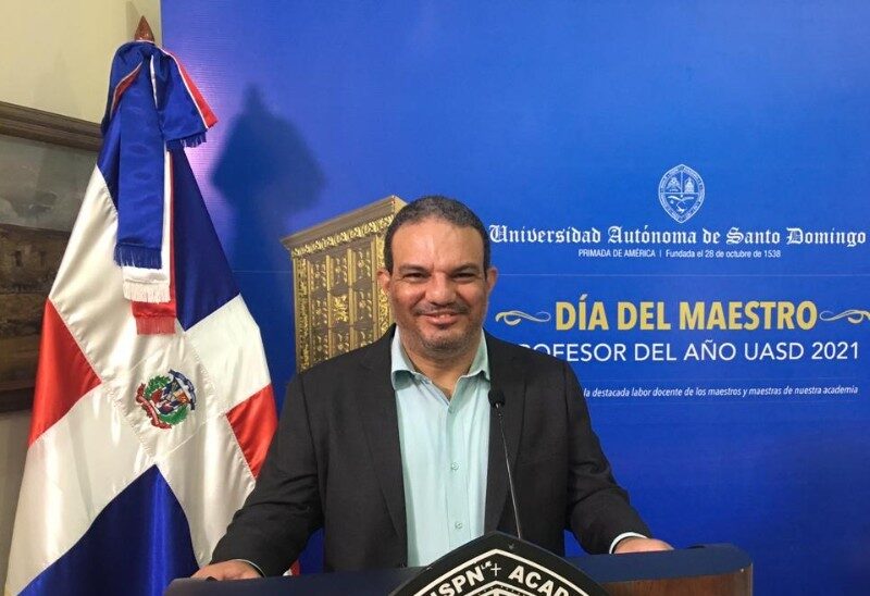 Leonardo Díaz